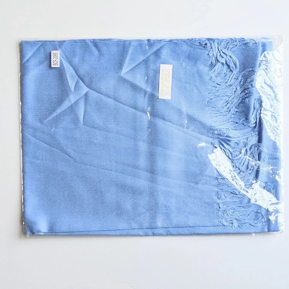 ❗Only 1 Left❗Pishmina Lightweight Wrap Scarves - Picture 4 of 5